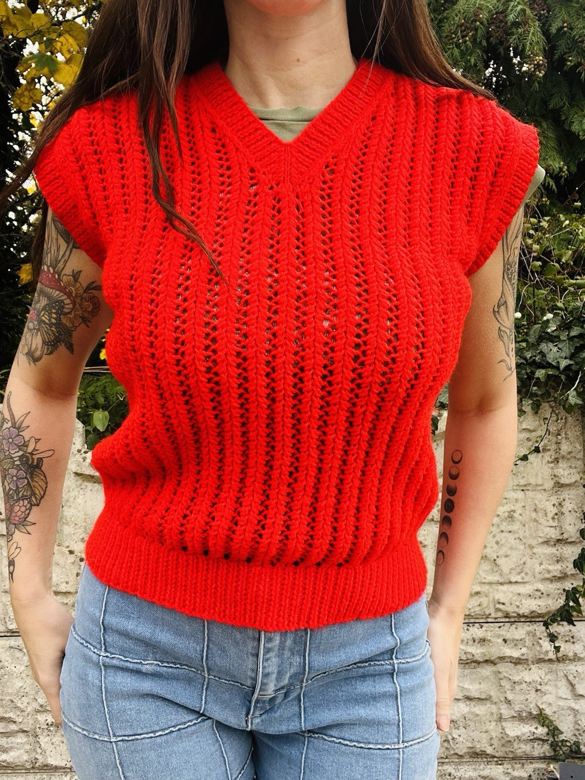 Vintage 70s Knitted Tank Top Sleeveless Jumper Crochet Vest Top Red Size 8-10