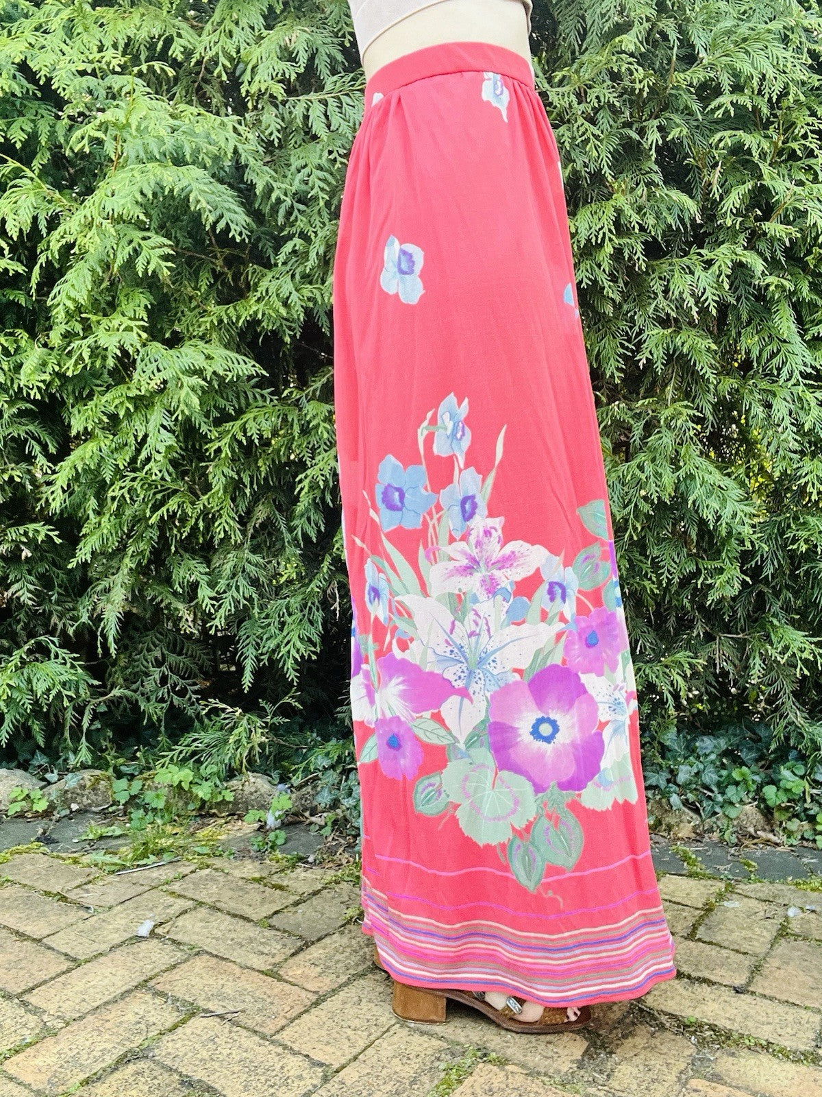 Vintage 1980s Maxi Skirt Bold Floral Print Summer Festival Long Skirt Pink 10