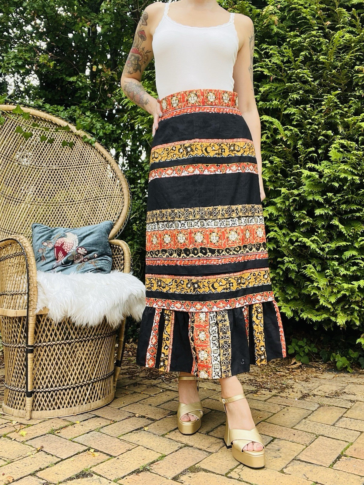 Vintage 1980s Long Skirt High Waist Retro Print Frilly Hem Ankle Length Skirt 12