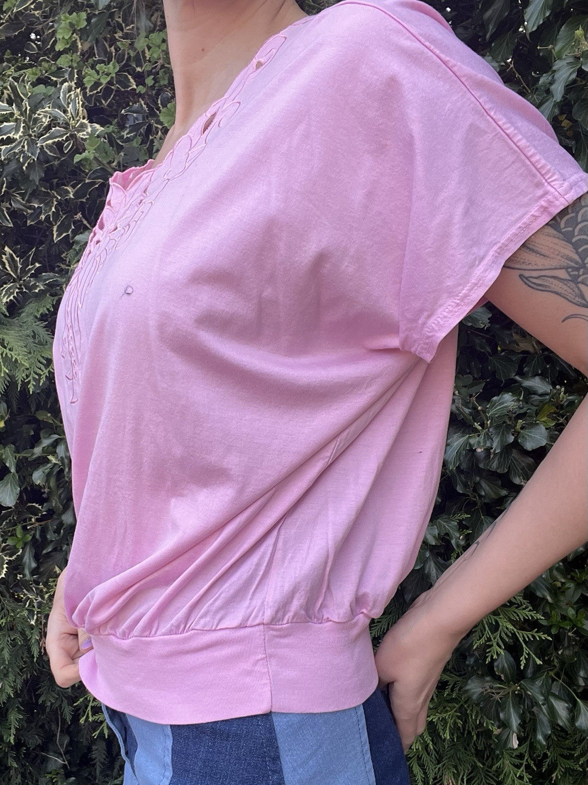Vintage 1980s Batwing T-shirt By Golden Gate Pink Retro Tee Short Sleeve Top 18