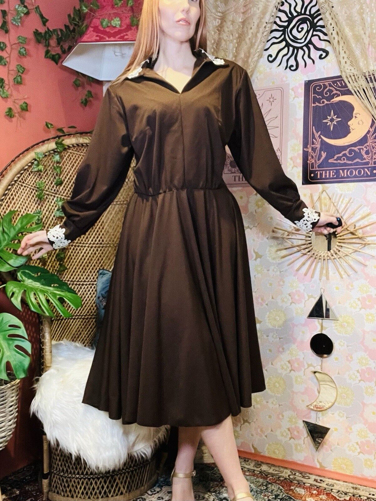 Vintage 1970s Formal Dress With Embroidered Collar And Long Sleeves Brown 18-20