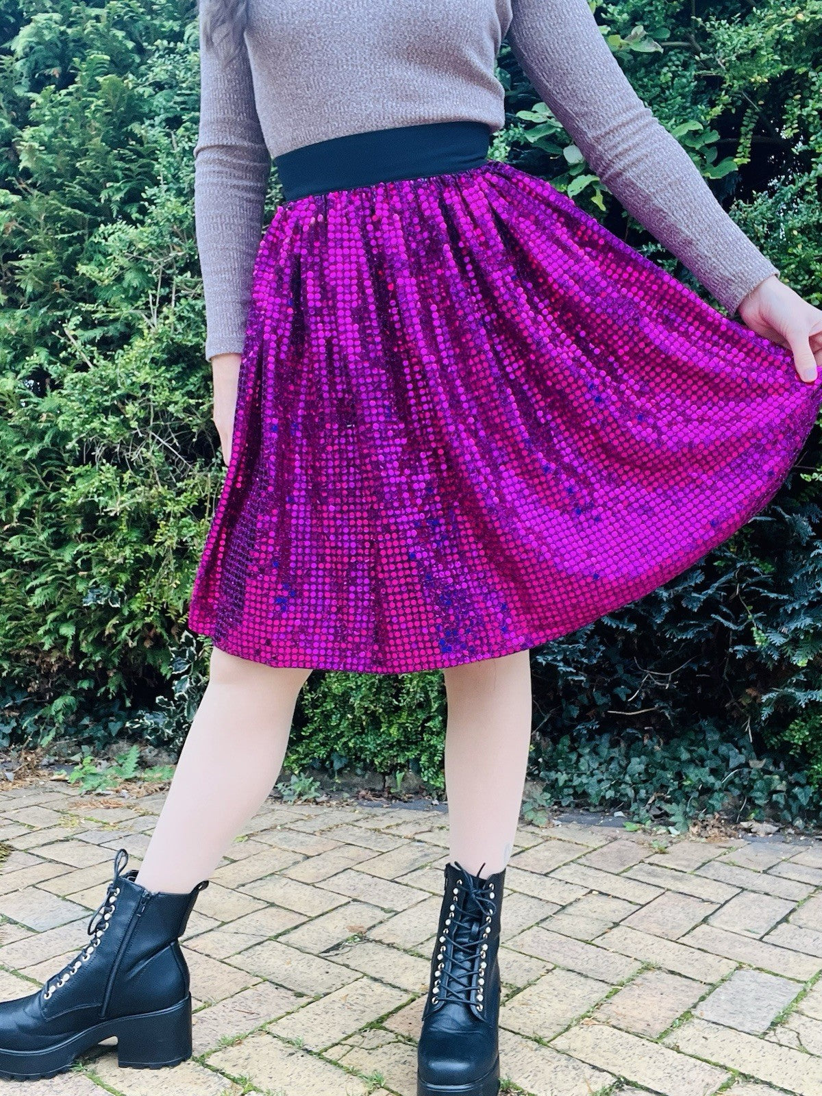 Vintage 1980s Party Skirt, Sparkly Sequin With Tulle Lining And Cinched Waist 8