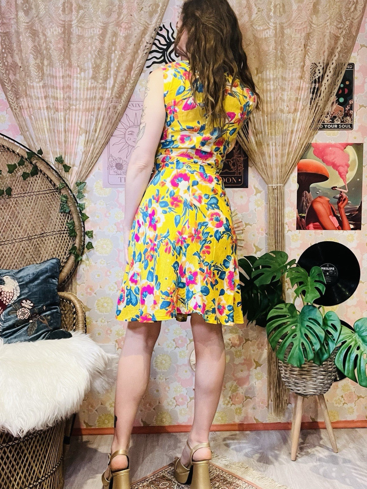 Vintage Summer Floral Dress Short Wrap Dress With Collar Bold Yellow Print 8-10