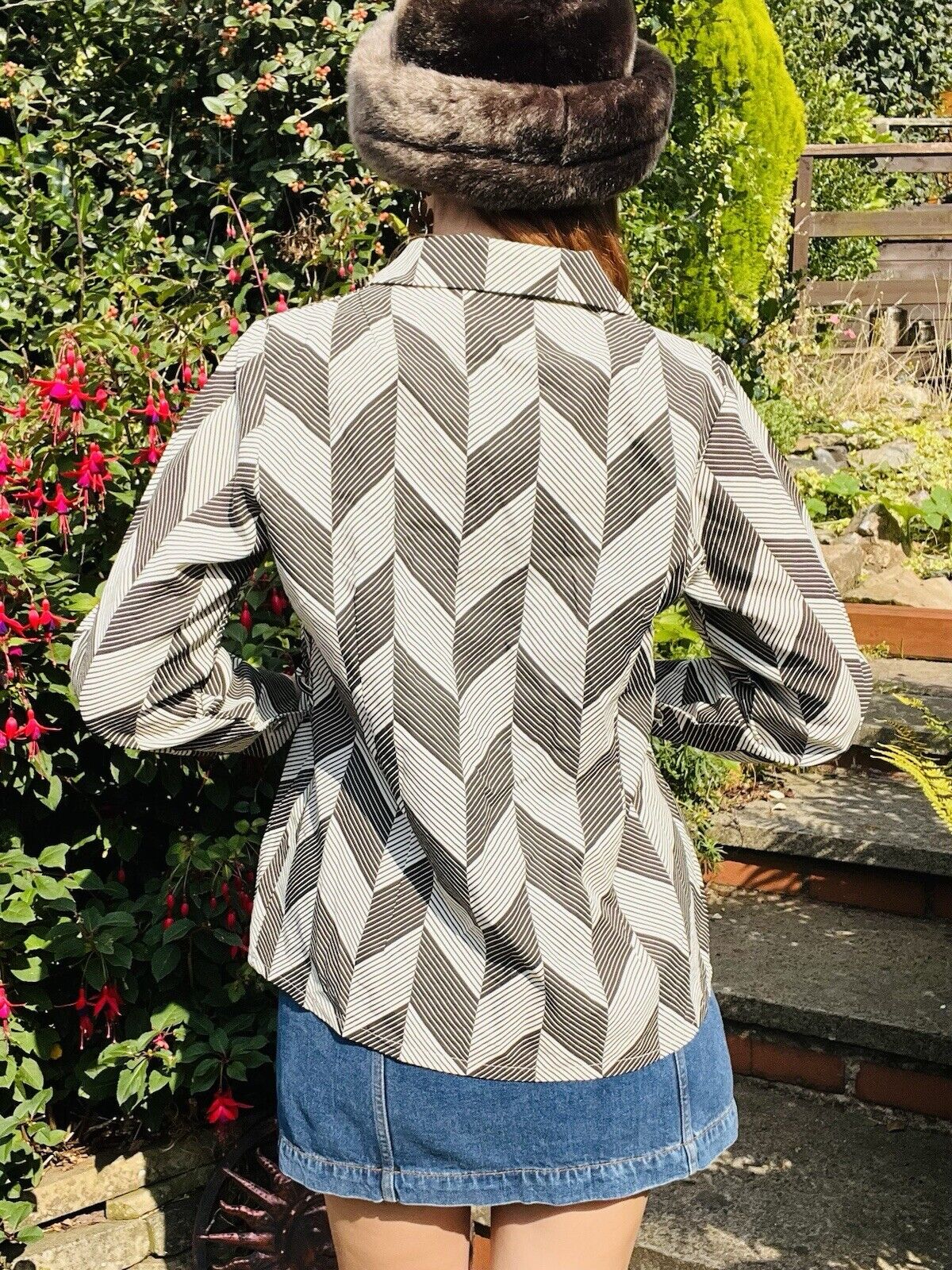 Vintage 1980s Abstract Shirt Retro Long Sleeve Blouse Black White Striped 16