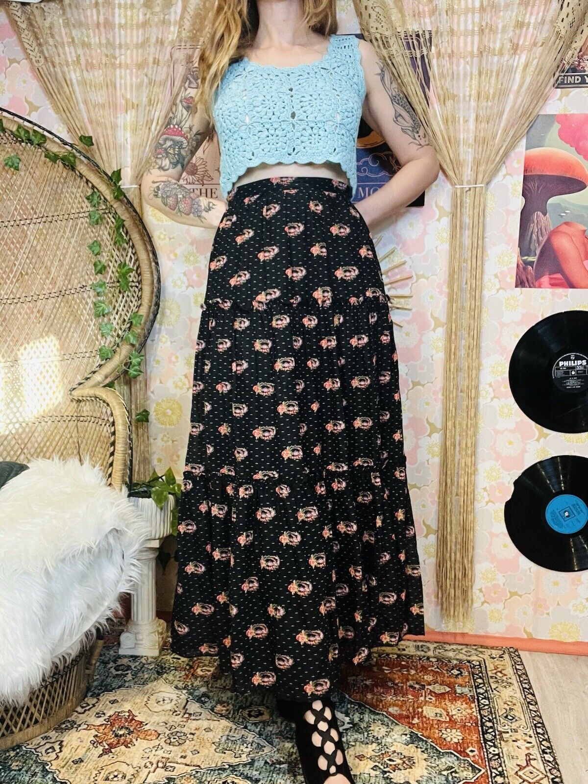 Vintage 1970s Maxi Skirt Long Frilly Prairie Style Skirt Black Size 8