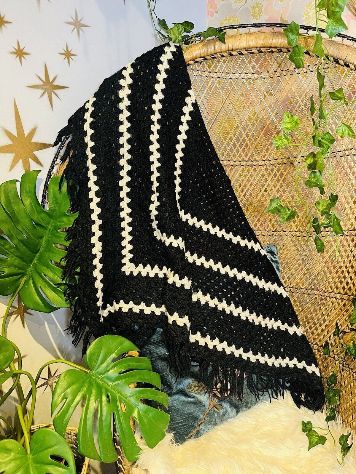 Vintage Boho Crochet Shawl Hippie Triangle Knit Wrap Cape Cottage Whimsy Scarf