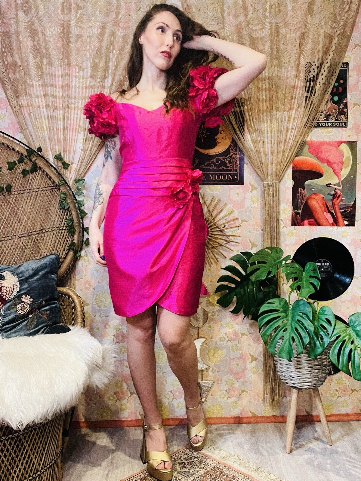 Vintage Y2K Designer Dress By Pronovias Hot Pink Ruffle Sleeve Cocktail Gown 10