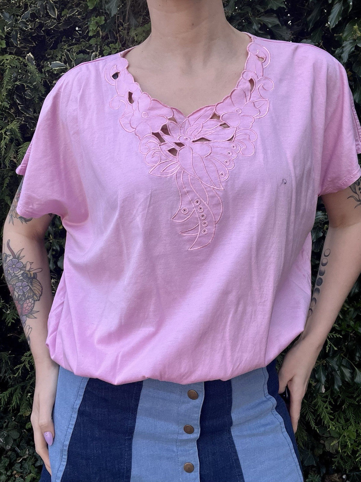 Vintage 1980s Batwing T-shirt By Golden Gate Pink Retro Tee Short Sleeve Top 18