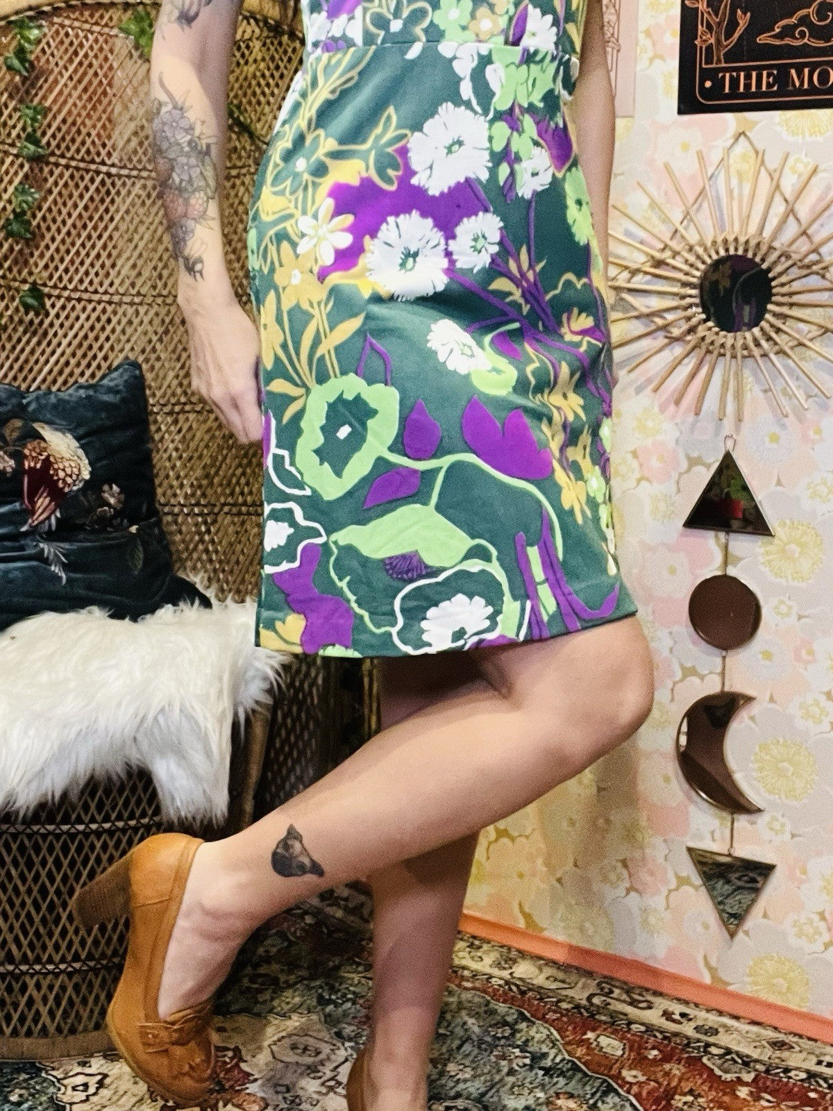 Vintage 1960s Mini Dress Size 12 Mod Gogo Retro Shift Dress Green Floral Design