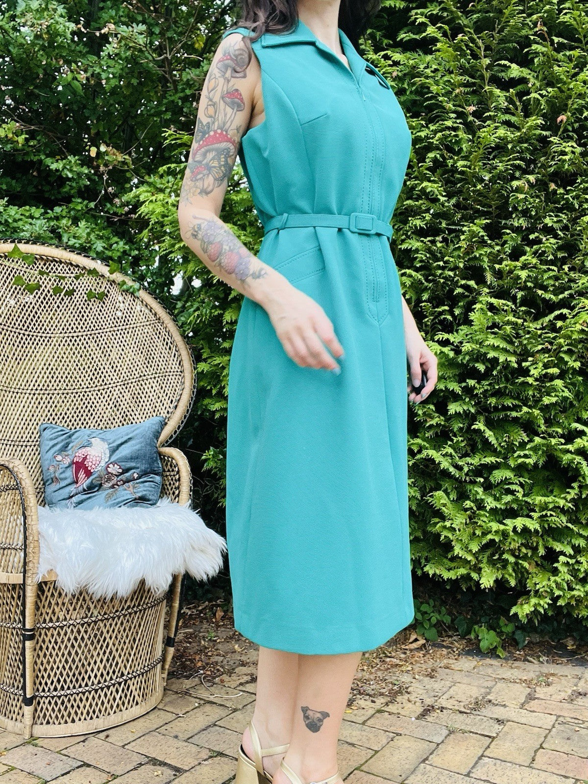 Vintage 1960s Shirt Dress Dagger Collar Belted For a Office Workwear Green 16