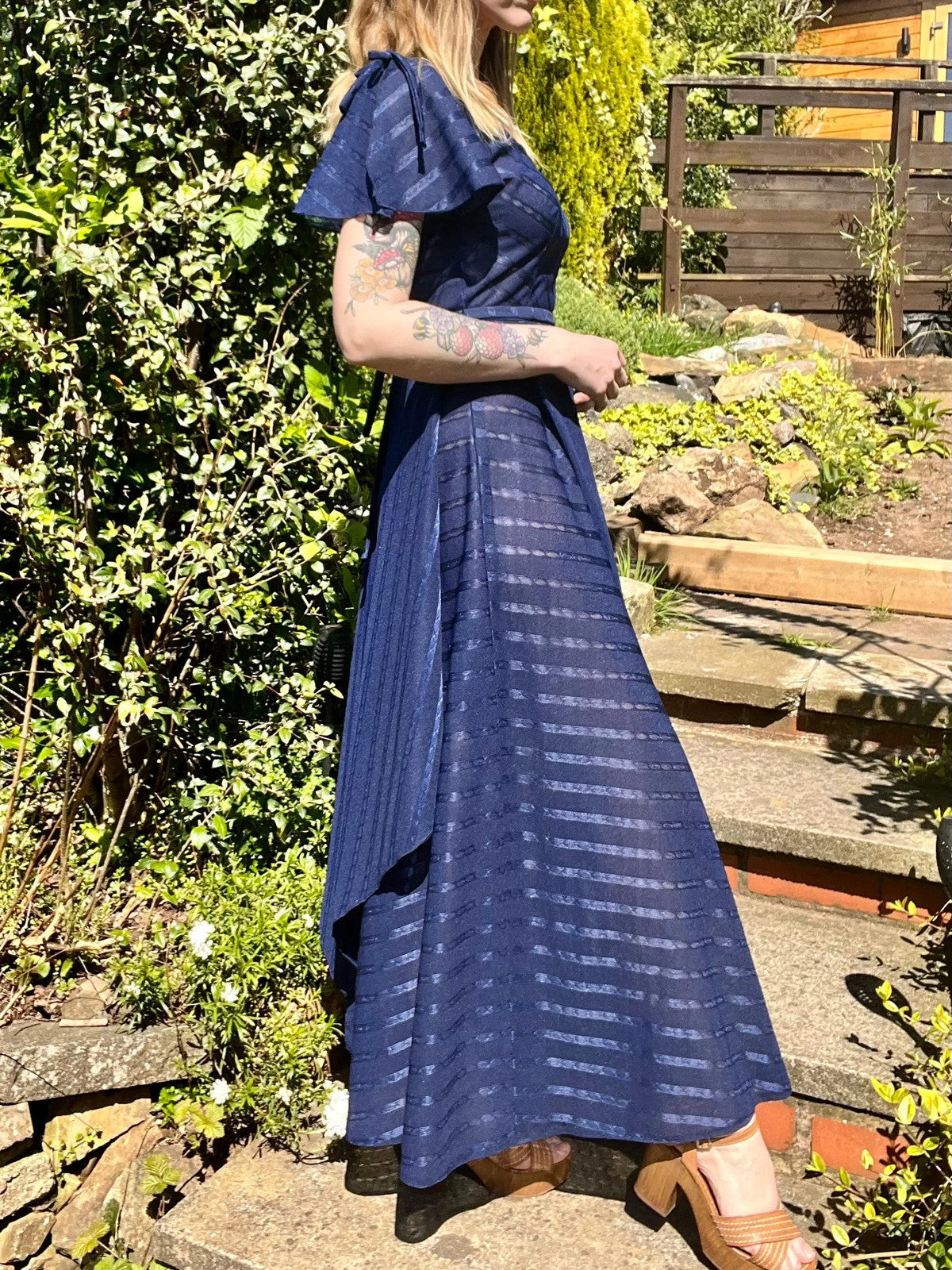 1980s evening dress Blue size 8 S True vintage long maxi layered whimsigoth