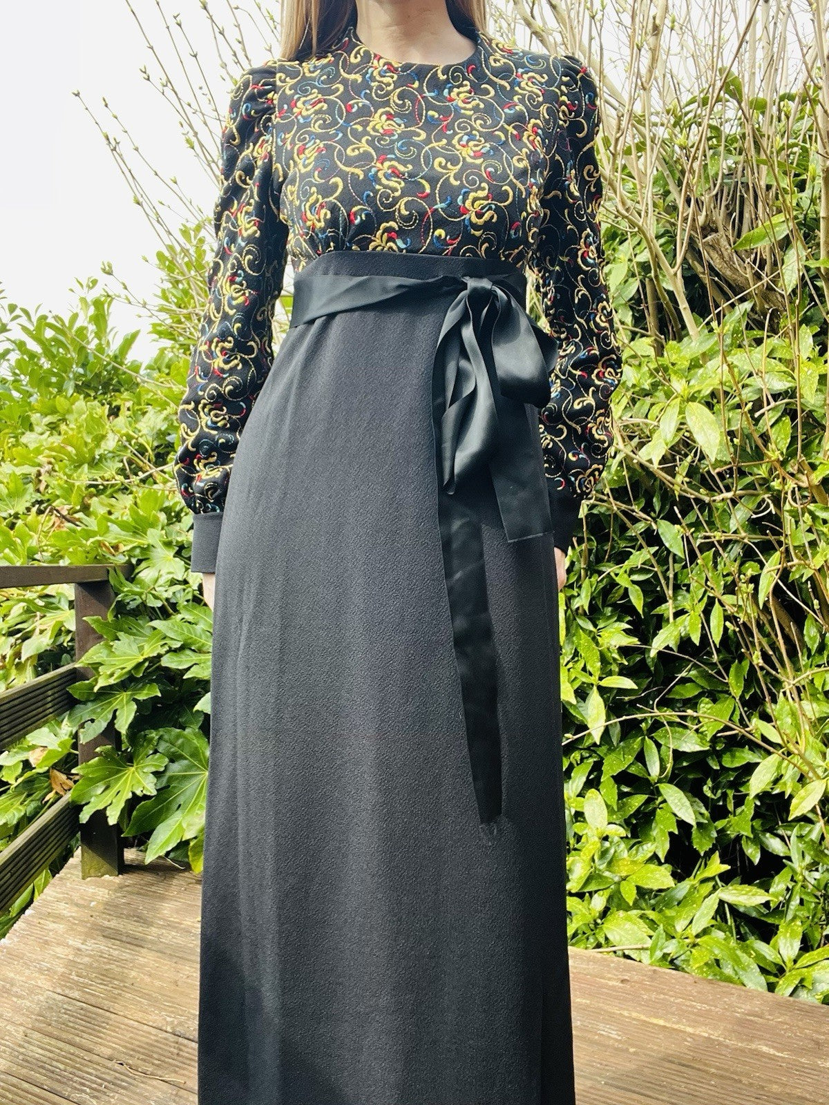 Vintage 1960s Maxi Dress Long Sleeve Embroidered Hippie Boho Tie Waist Dress 10