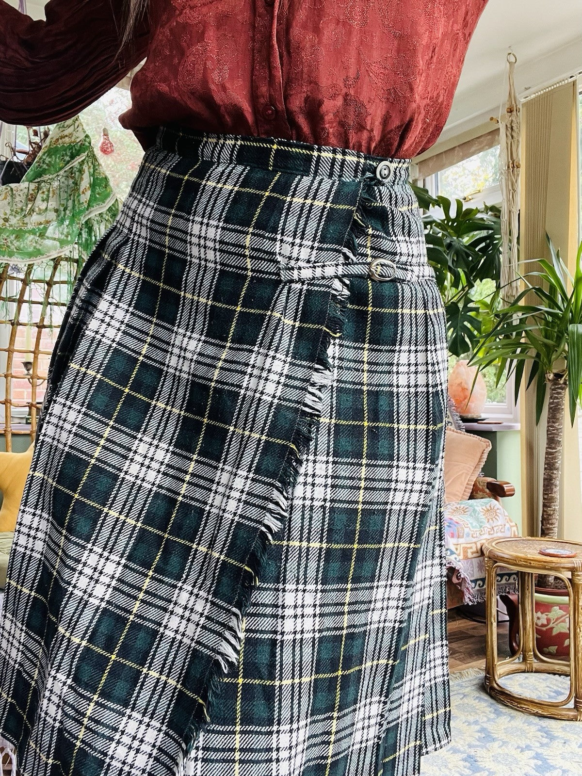 Vintage 1980s Tartan Skirt, Preppy Scottish Plaid Kilt Style Skirt, Green Size 8