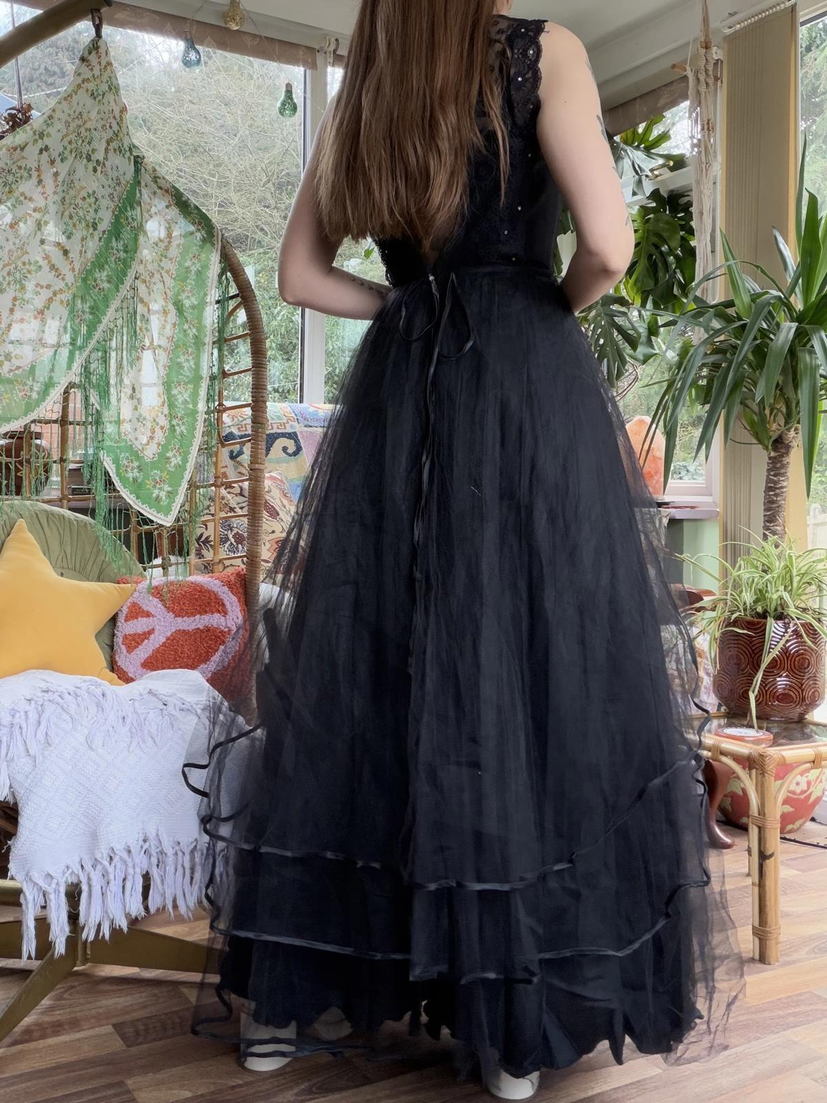 Vintage 1980s Cocktail Dress Black Lace and Tulle Party Gown Size 6