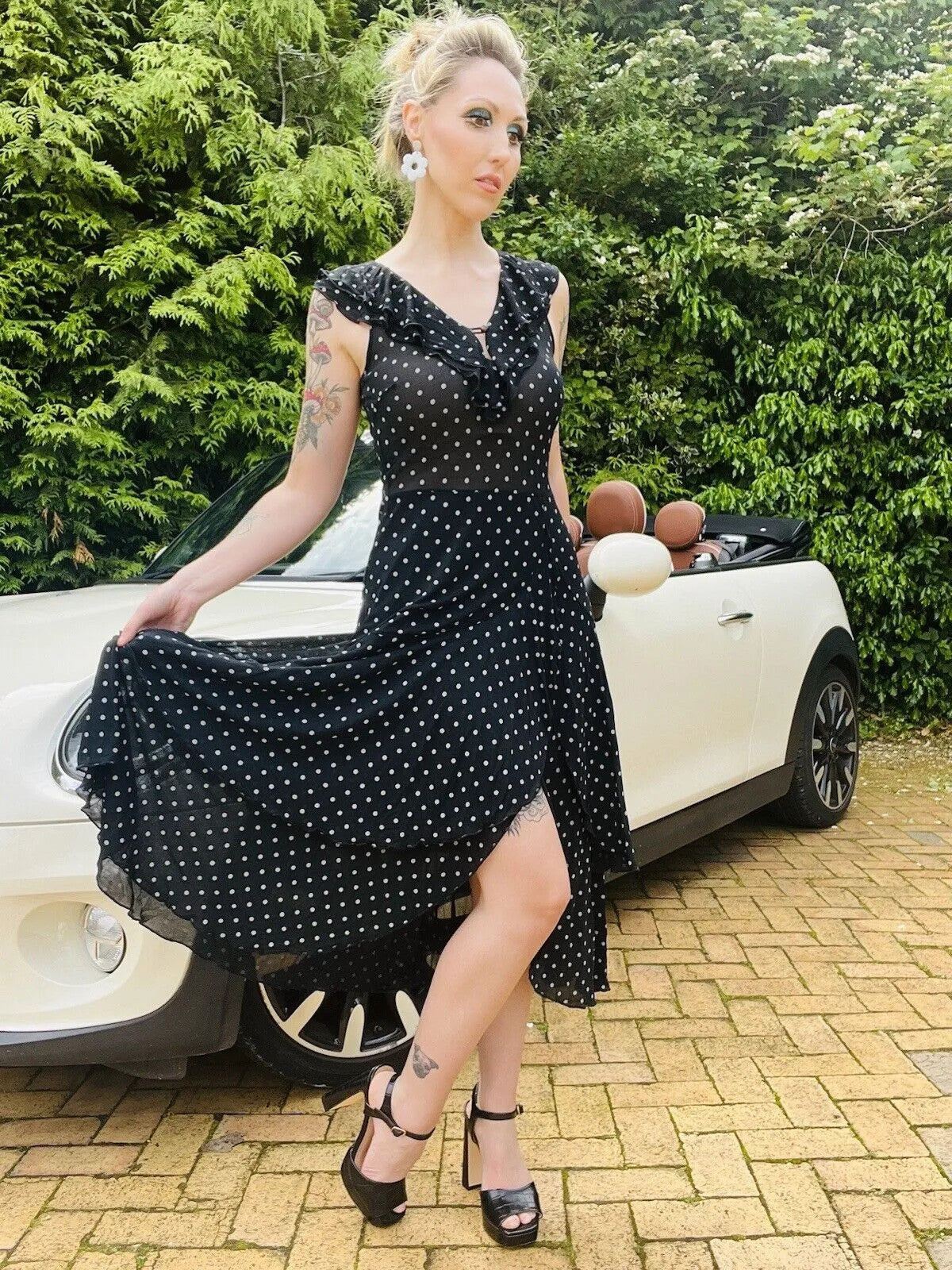 1980s polkadot cocktail dress Black Size 10 M True Vintage frilly layered midi