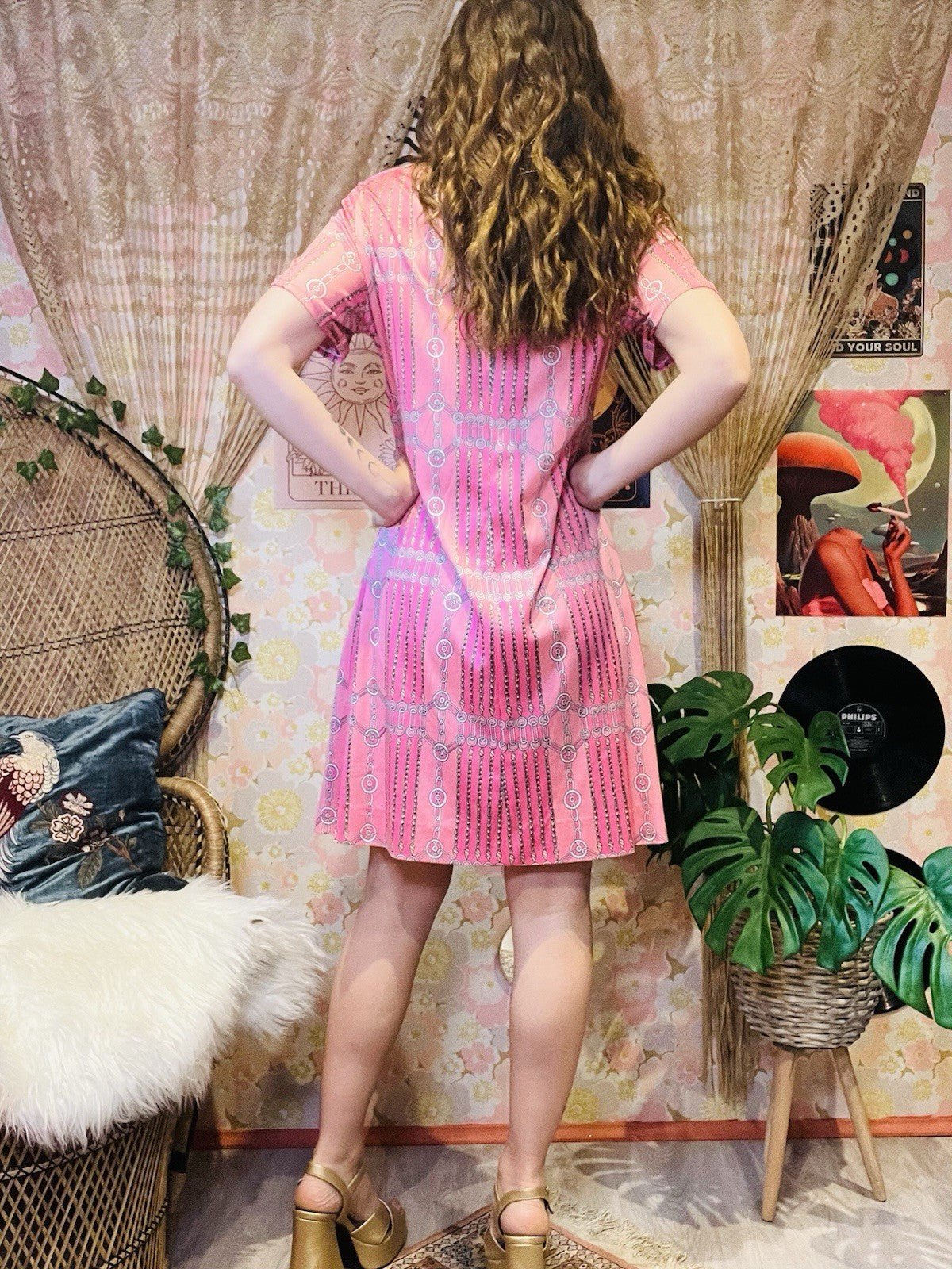 Vintage 1960s Shirt Dress Pleated With Buttons Short Sleeves Fun Retro Pink 14