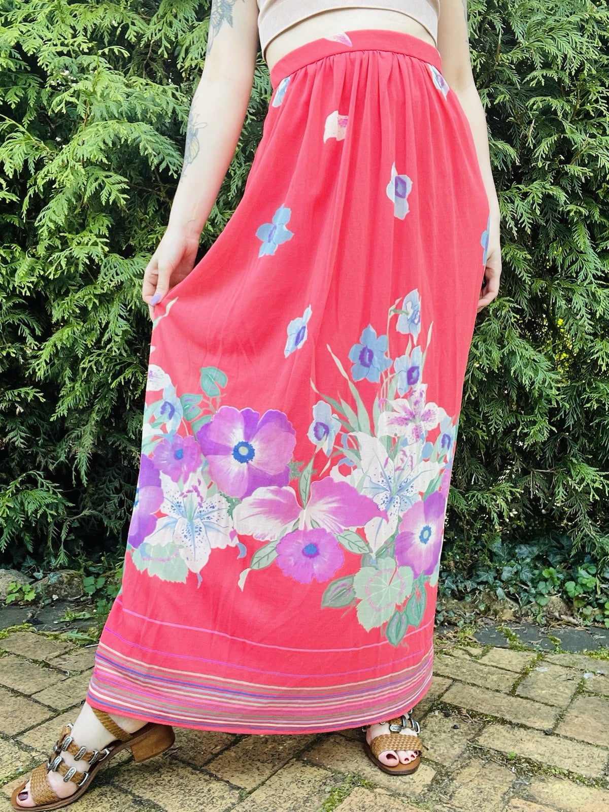 Vintage 1980s Maxi Skirt Bold Floral Print Summer Festival Long Skirt Pink 10