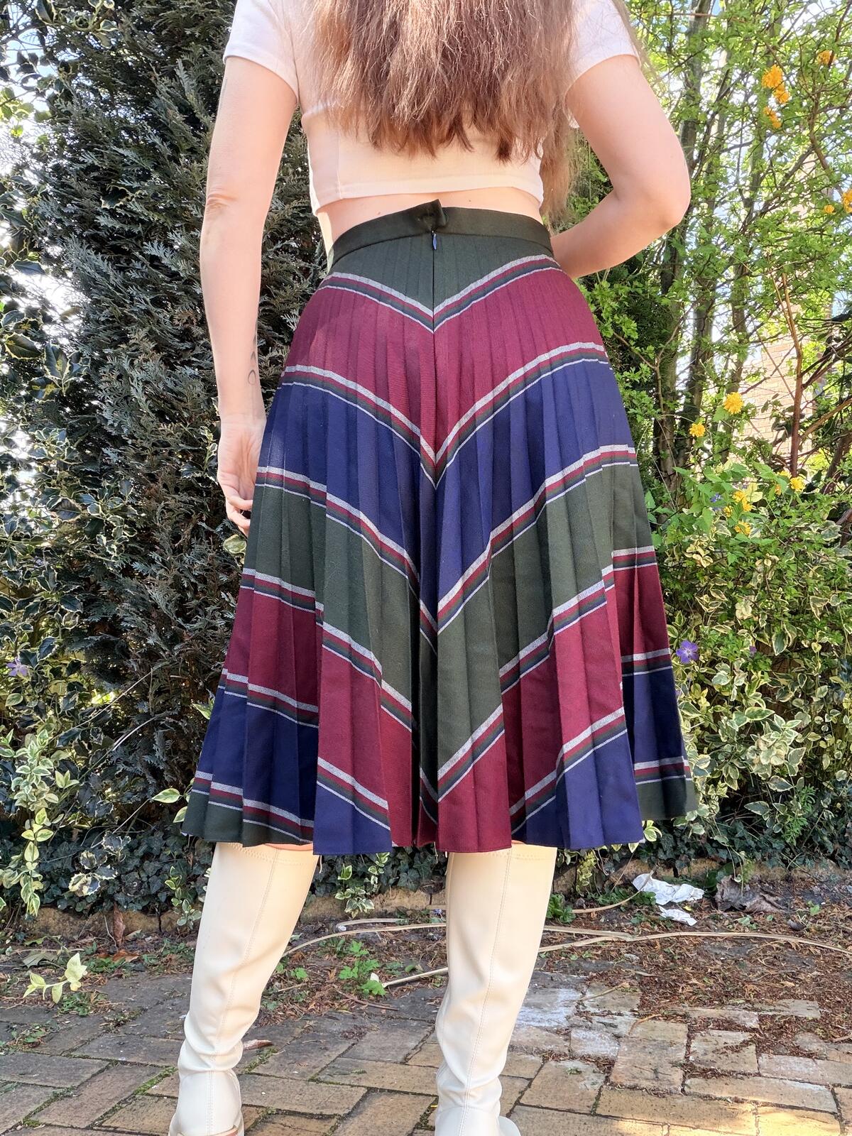 Vintage 1980s Retro Skirt High Waist Pleated Midi Skirt Wool with Stripes 12