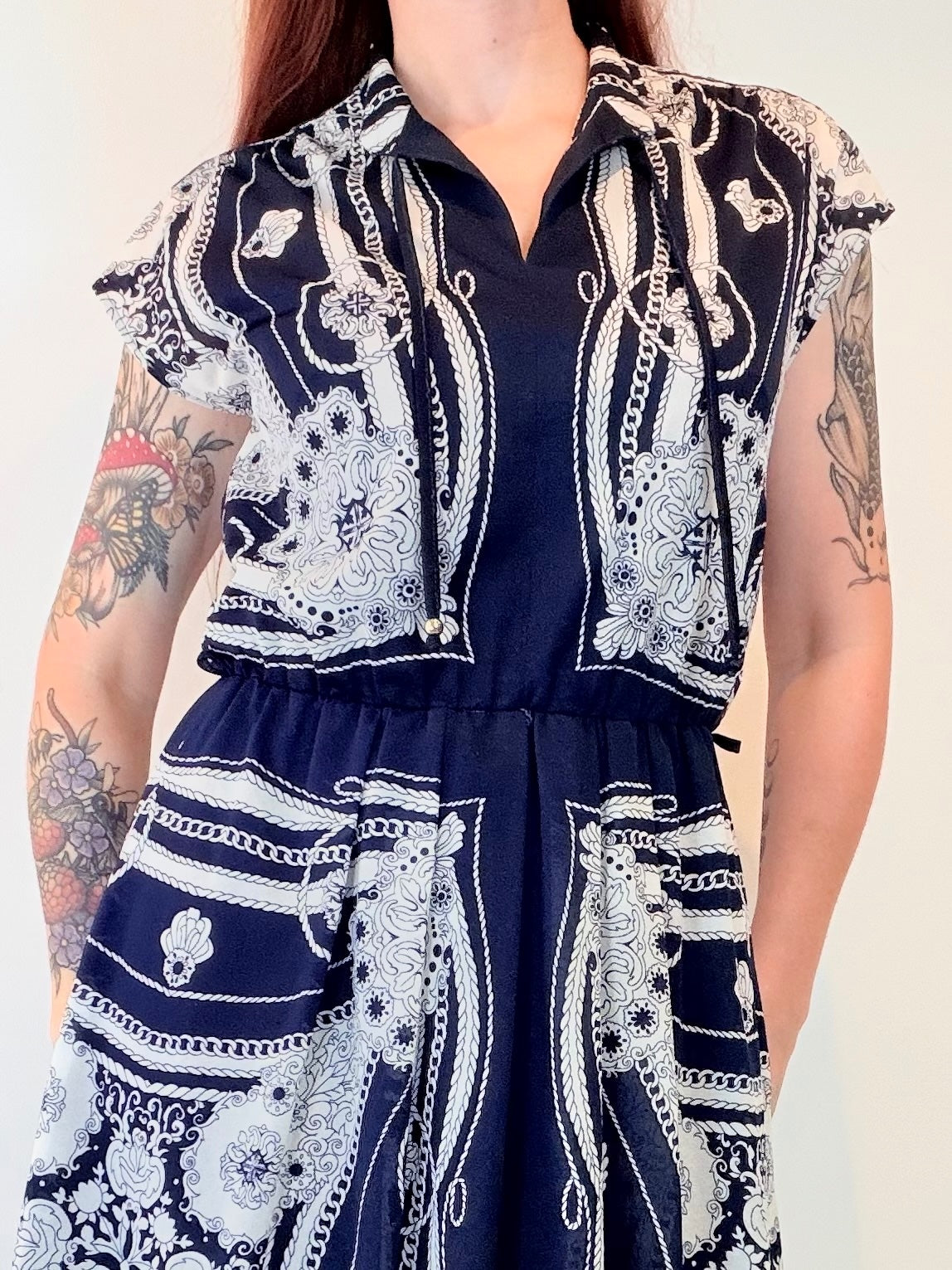 Vintage 1980s Midi Dress Navy and White Patterned with Cap Sleeves size 12