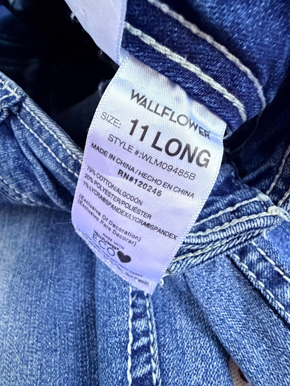Vintage Y2K WILDFLOWER Jeans Blue Bootcut with Embroidered Pockets 12 W30 L32