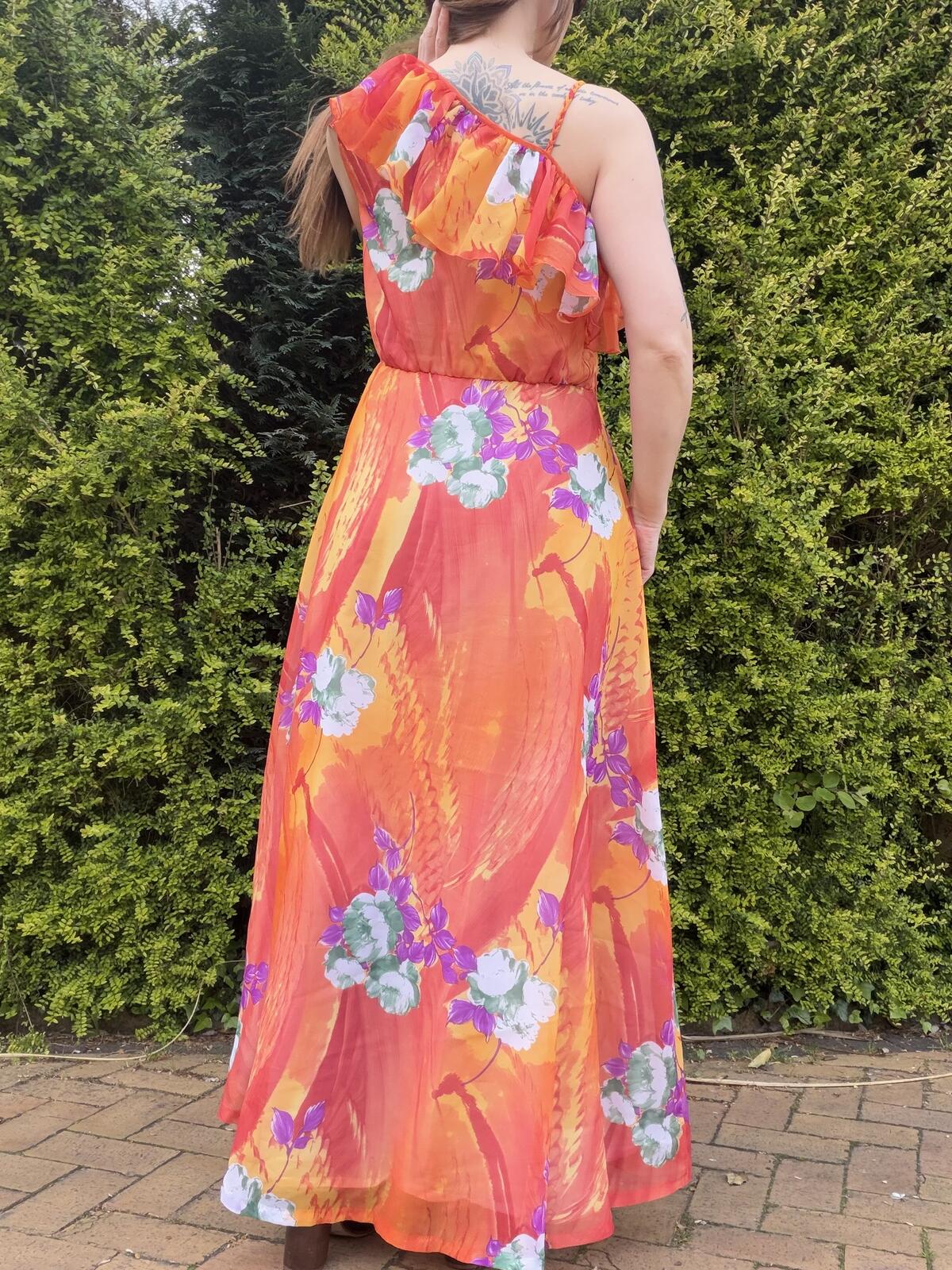 Vintage 1970s Maxi Dress Orange Floral One Shoulder Long Dress with Ruffles12