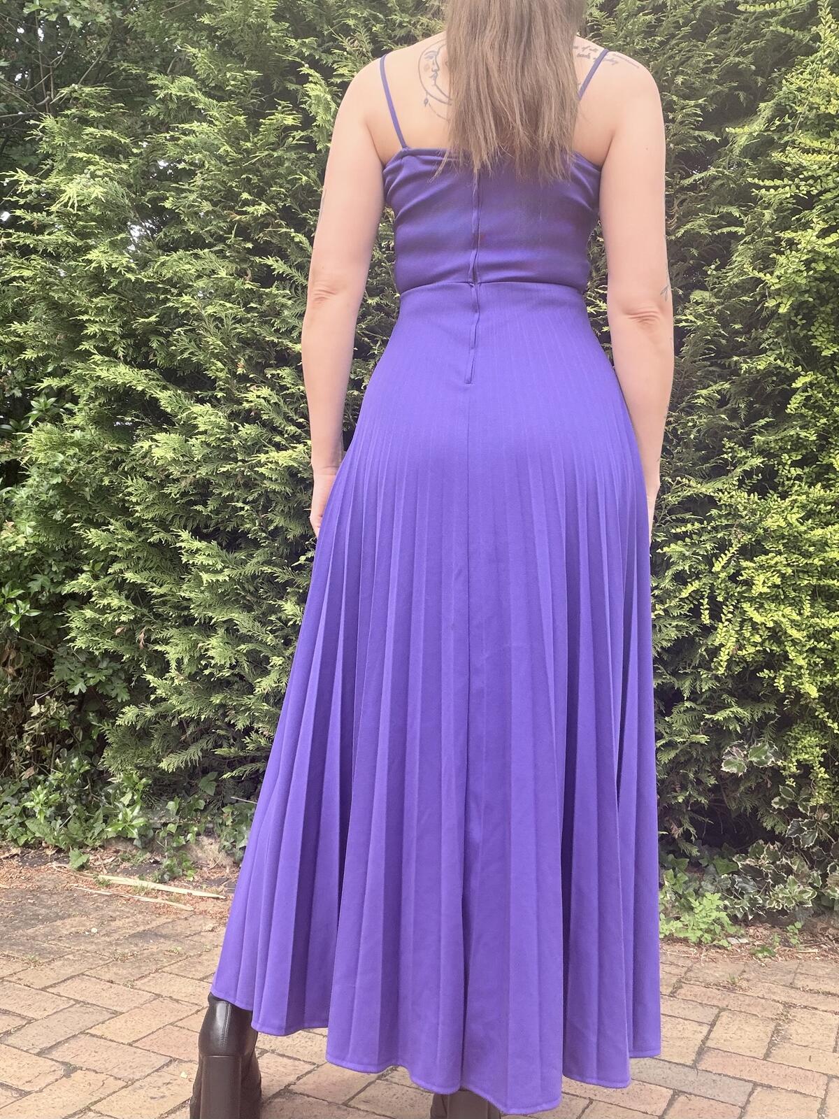 Vintage 1980s Maxi Dress Purple Pleated Long Dress with Spaghetti Straps Size 8