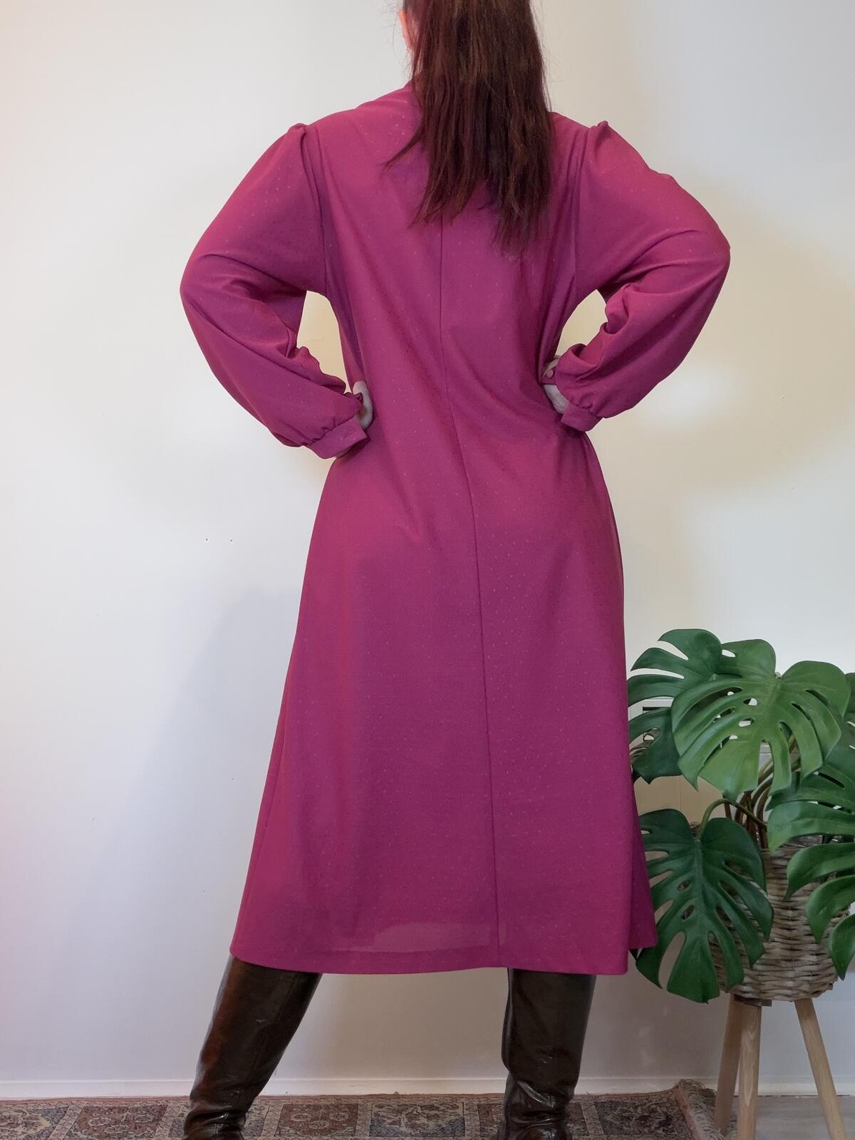 Vintage 19970s Day Dress Long Sleeve Midi Dress in Burgundy Size 16 to 18