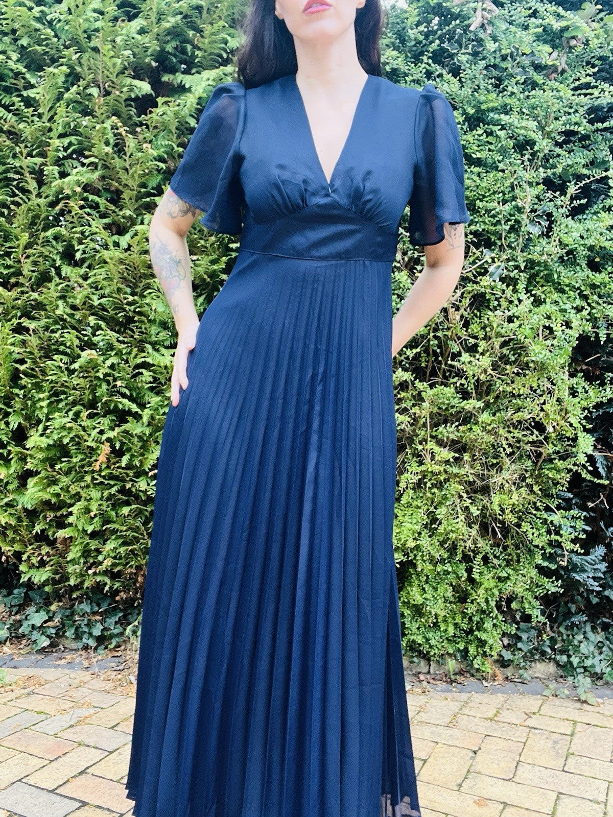 Vintage 1970s Long Dress, Pleated Maxi Length, V-neck, Floaty Sleeves, Blue 12