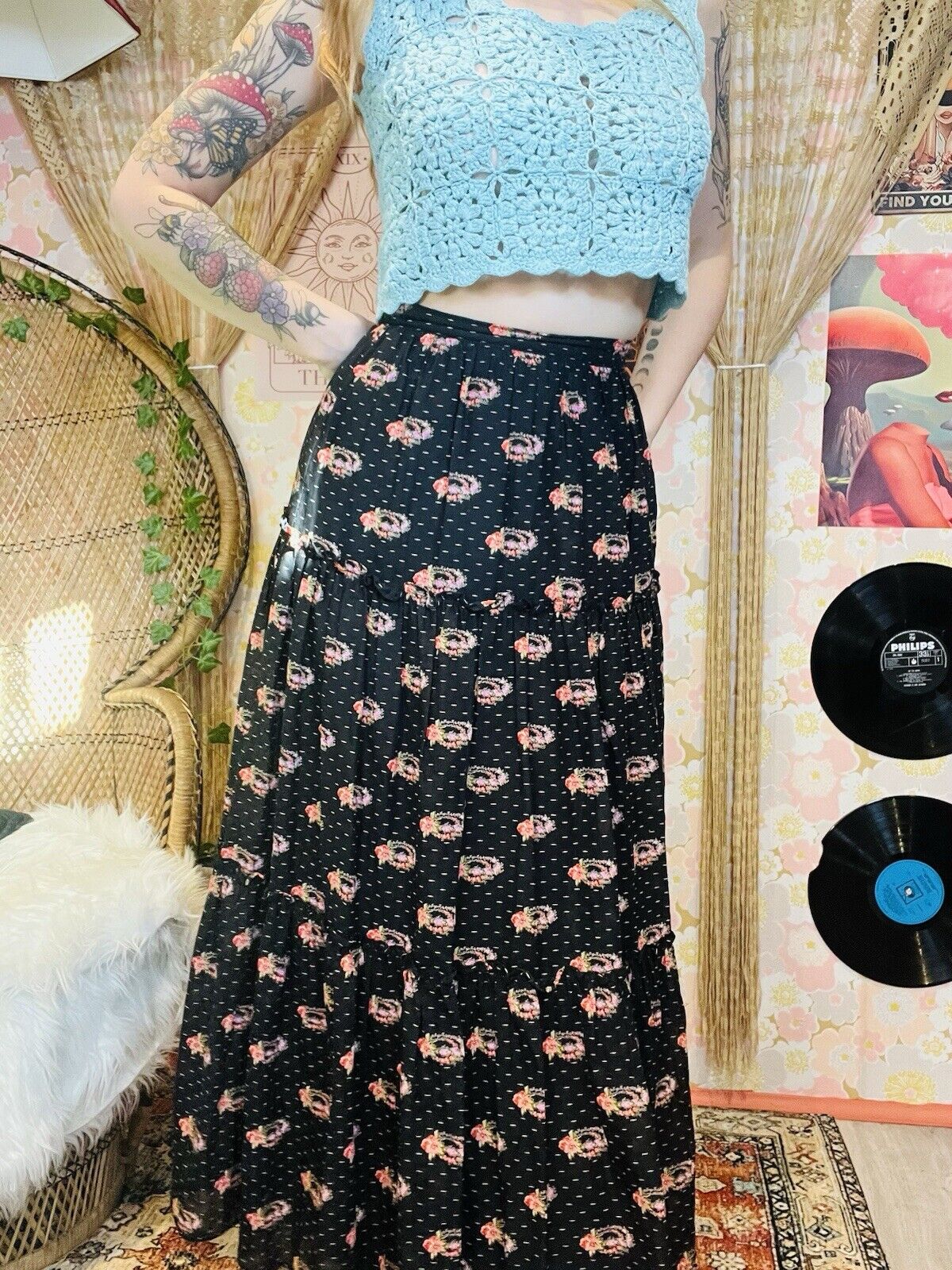 Vintage 1970s Maxi Skirt Long Frilly Prairie Style Skirt Black Size 8