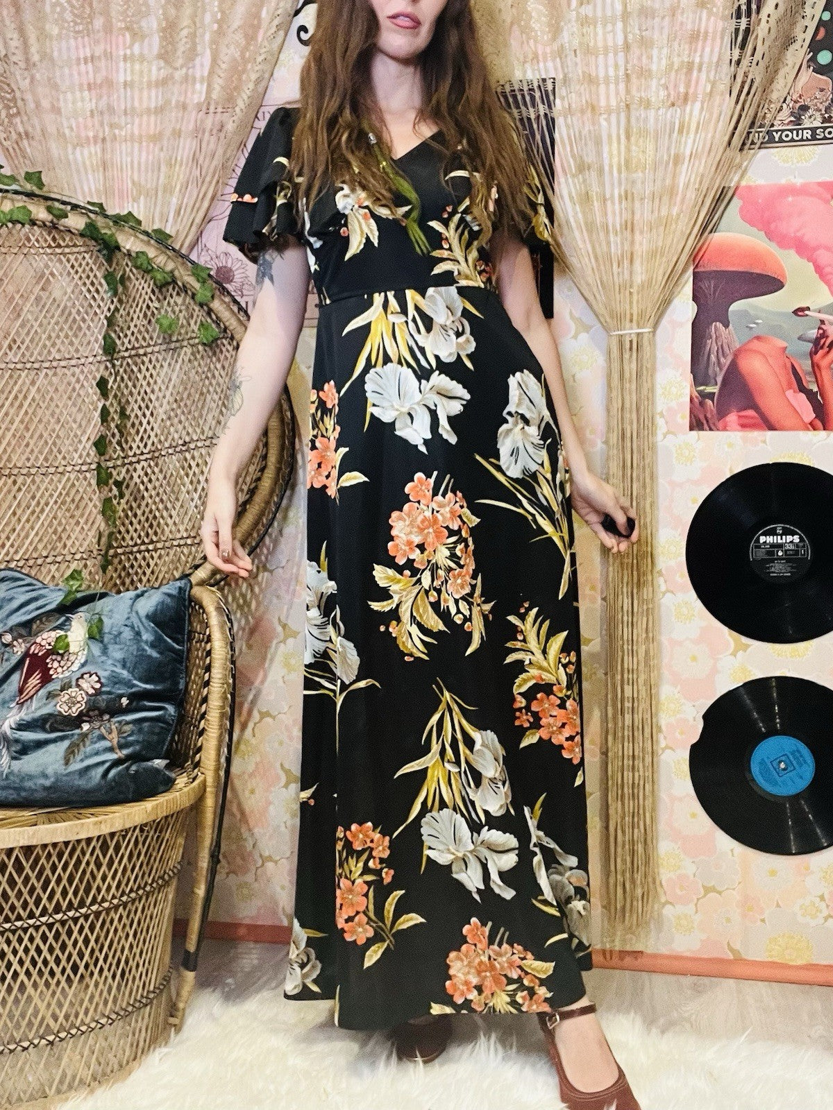 Vintage 1970s Maxi Dress Lond Summer Floral Dress With Short Flared Sleeved 12
