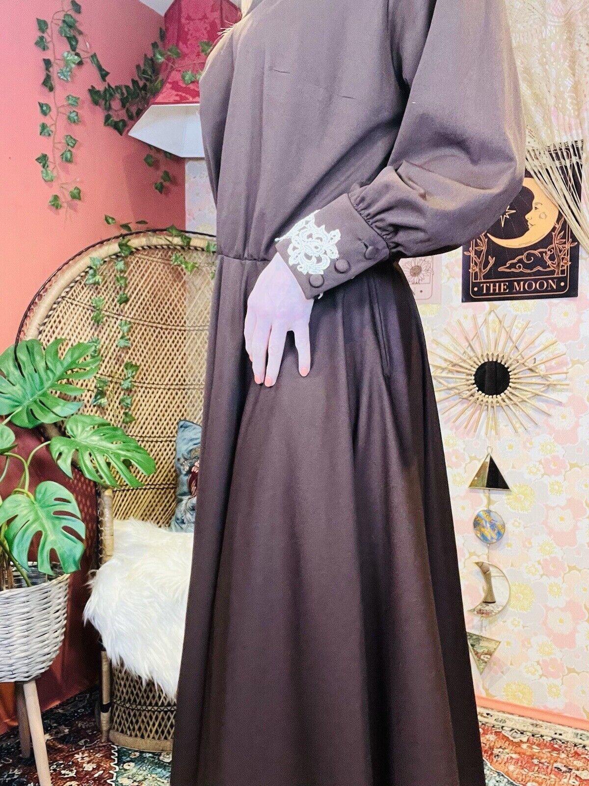 Vintage 1970s Formal Dress With Embroidered Collar And Long Sleeves Brown 18-20