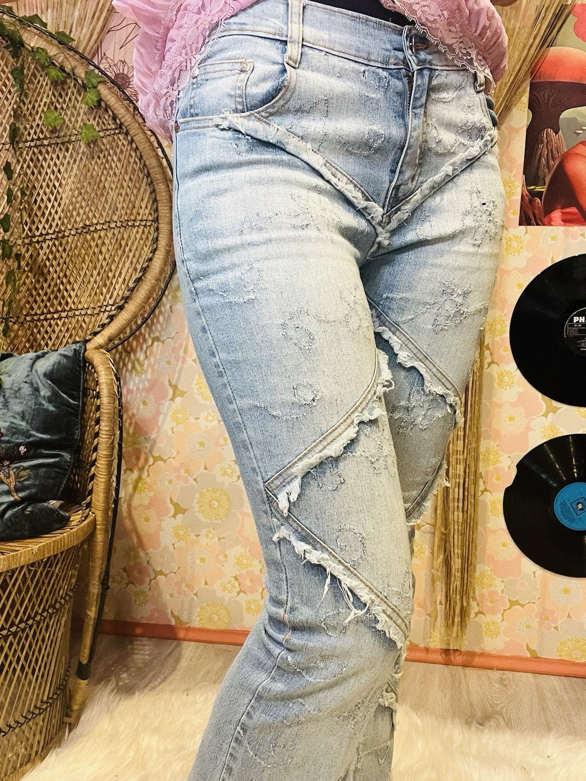 Vintage 90s Flared Jeans Low Rise Frayed Light Stone Wash Blue Size 10