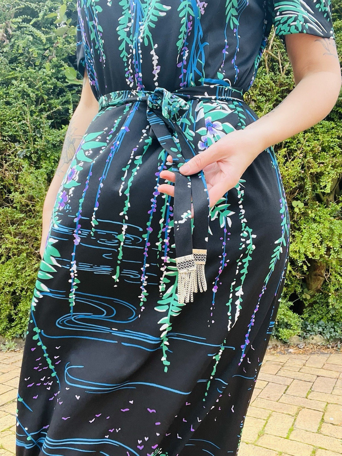 Vintage 1960s Maxi Dress, Long Floral Water Scene, Embellished Belt, Black 18-20