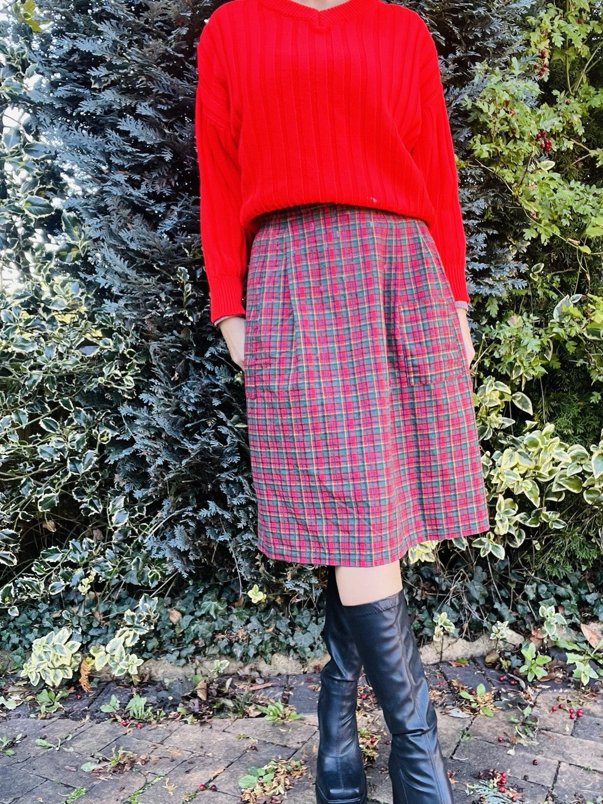 Vintage 1970s Tartan Skirt, Plaid Scottish Style Midi Skirt With Pockets Size 12