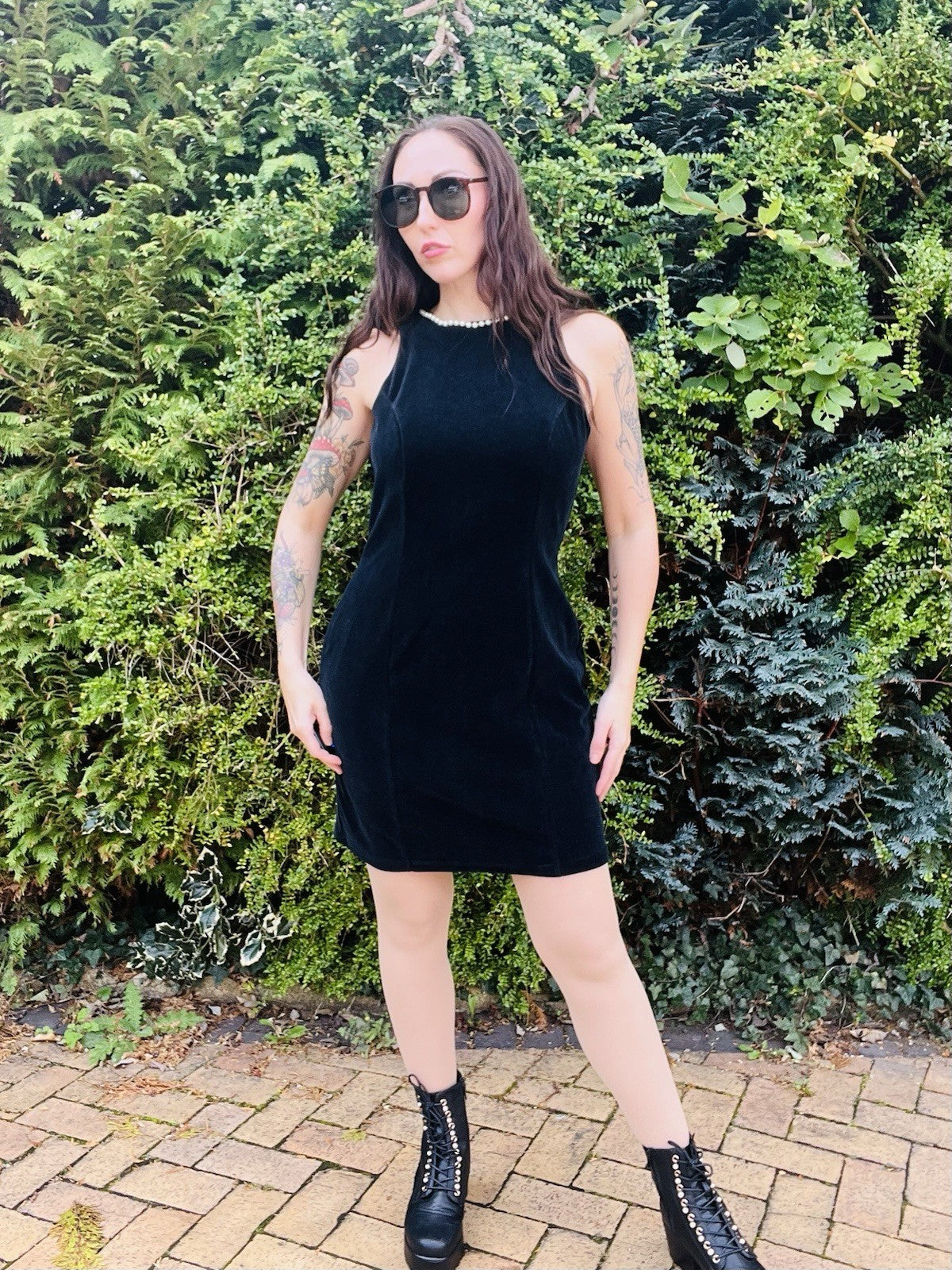 Vintage 1980s Cocktail Dress, Velvet Fitted Backless, Beed Embelishment, Size 12