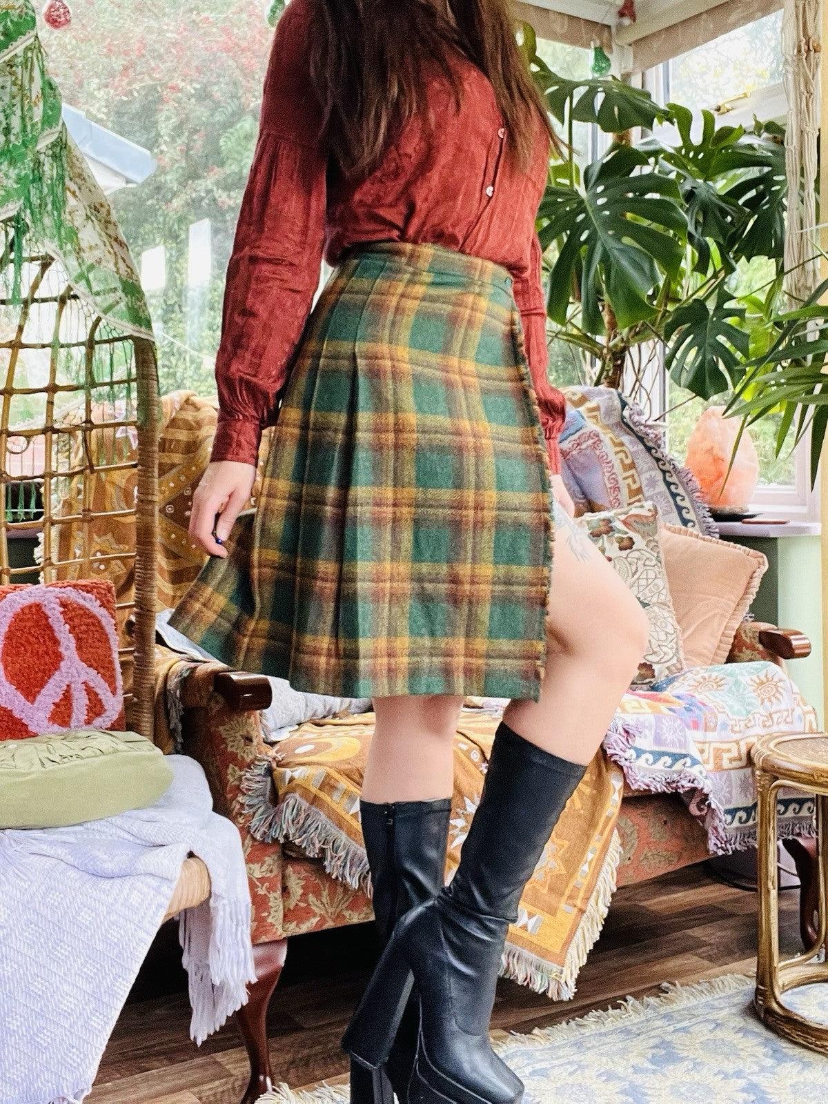 Vintage 1970s Tartan Skilrt, Plaid Pleated Knee Length Wool Kilt, Green Size 8