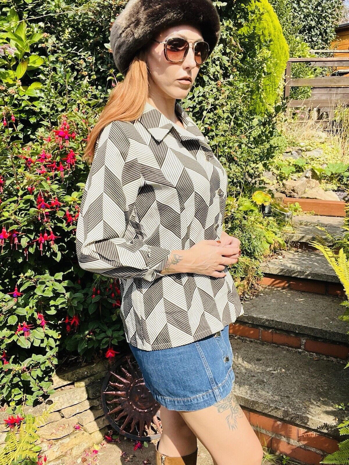 Vintage 1980s Abstract Shirt Retro Long Sleeve Blouse Black White Striped 16