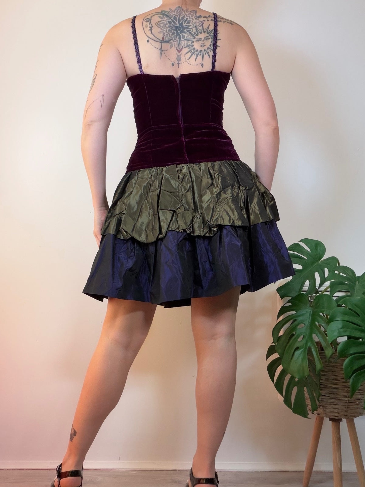Vintage 1980s Party Dress Purple Velvet Taffeta with Bow Accent Size 10