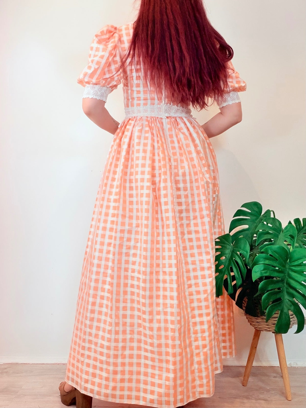 Vintage 1960s Prairie Dress Peach Gingham Puff Sleeve Maxi Lace Trim Size 10