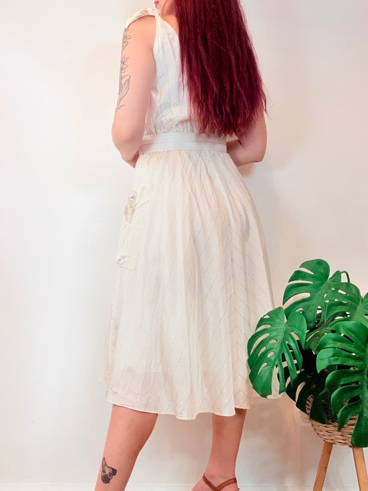 Vintage 1980s Midi Dress Cream with Belted Waist and Pockets Size 12