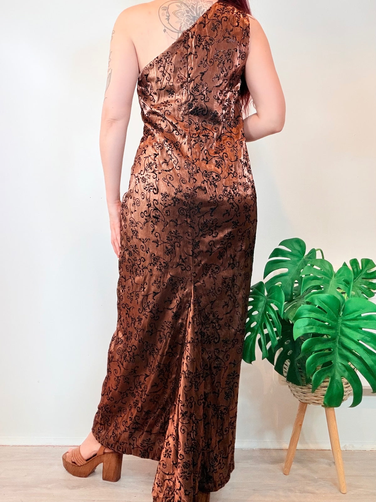 Vintage 1990s Whimsigoth Dress Long Maxi Dress with Elegant Black Swirls Size 14