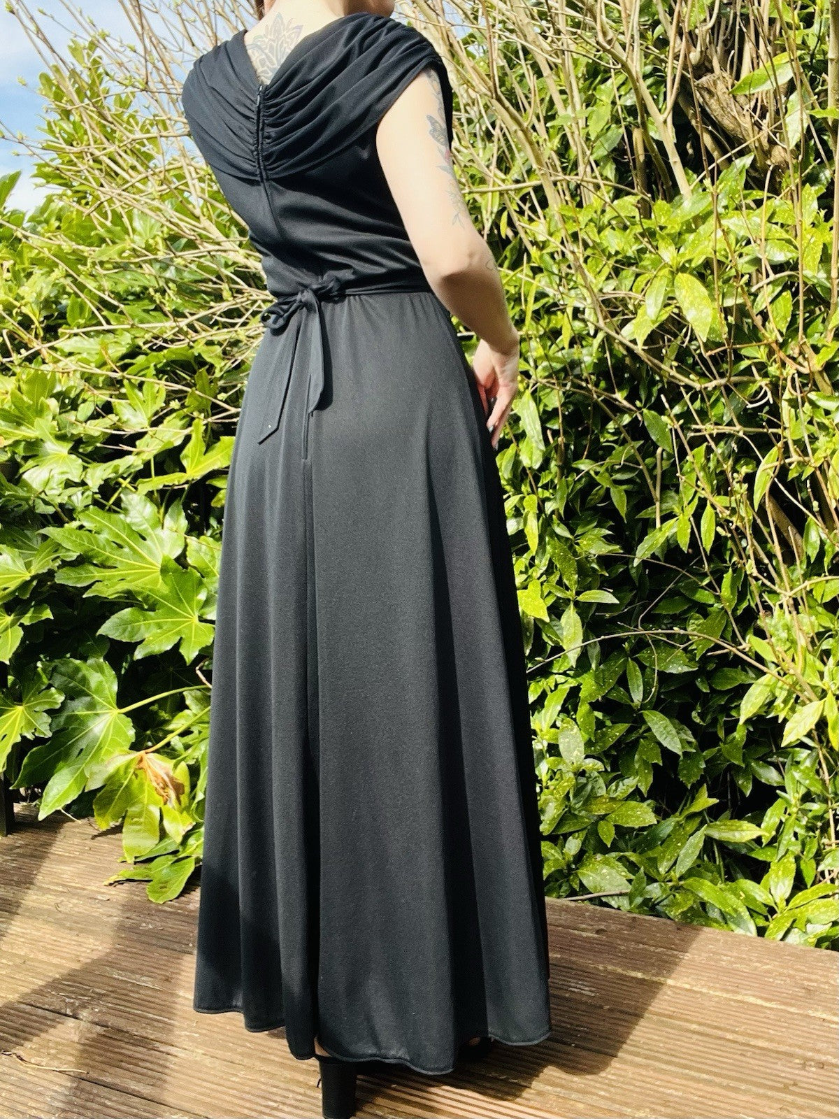Vintage 1960s Maxi Dress Long Ruffle Front Cinched Tie Waist Black Size 10-12