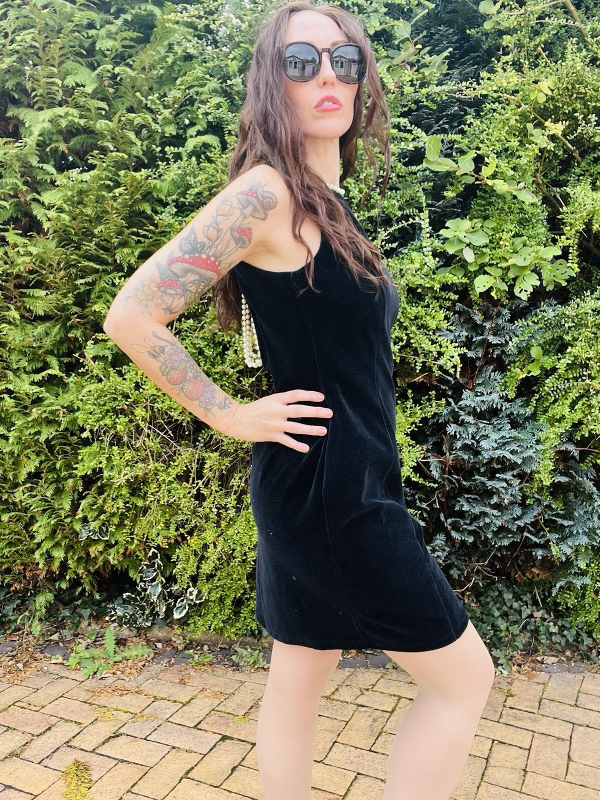 Vintage 1980s Cocktail Dress, Velvet Fitted Backless, Beed Embelishment, Size 12