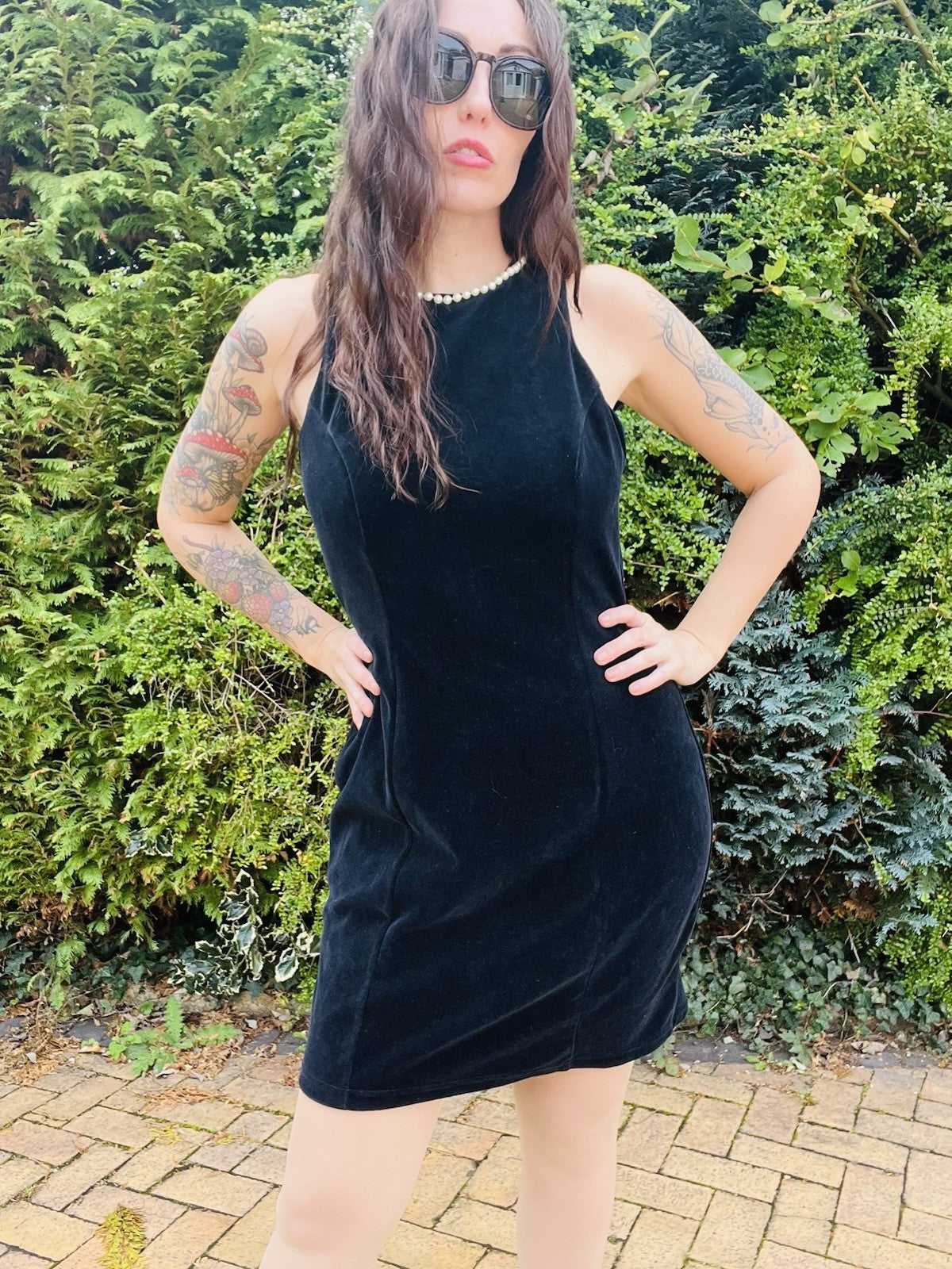 Vintage 1980s Cocktail Dress, Velvet Fitted Backless, Beed Embelishment, Size 12