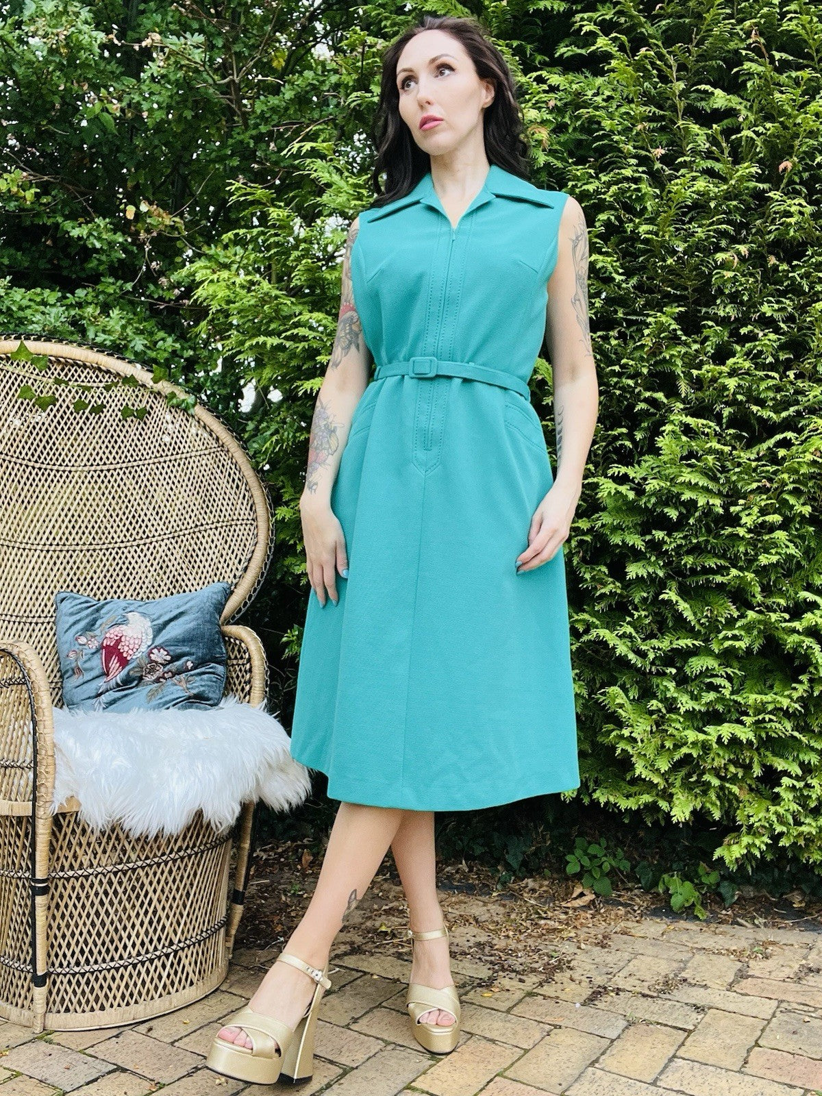Vintage 1960s Shirt Dress Dagger Collar Belted For a Office Workwear Green 16