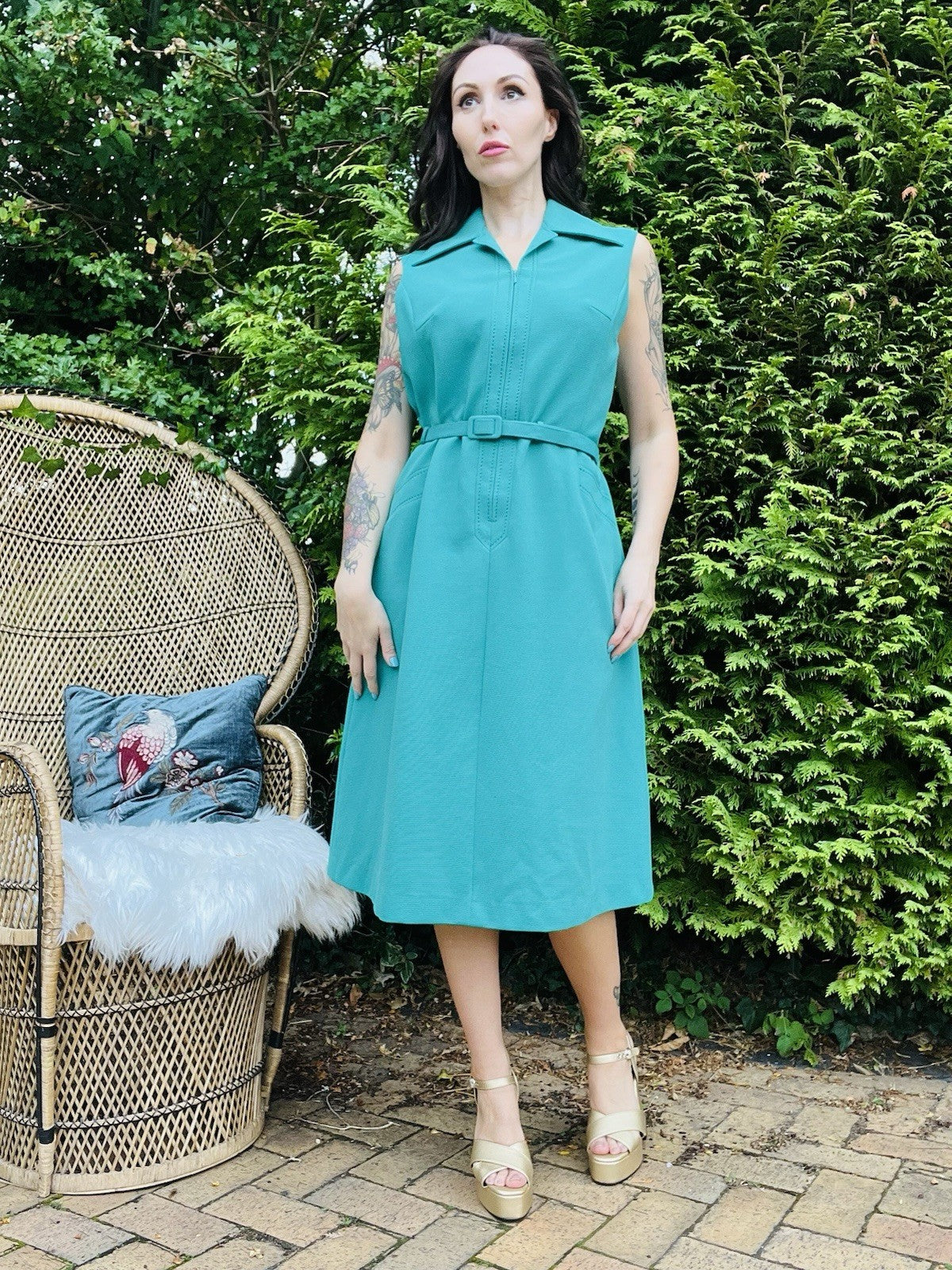 Vintage 1960s Shirt Dress Dagger Collar Belted For a Office Workwear Green 16