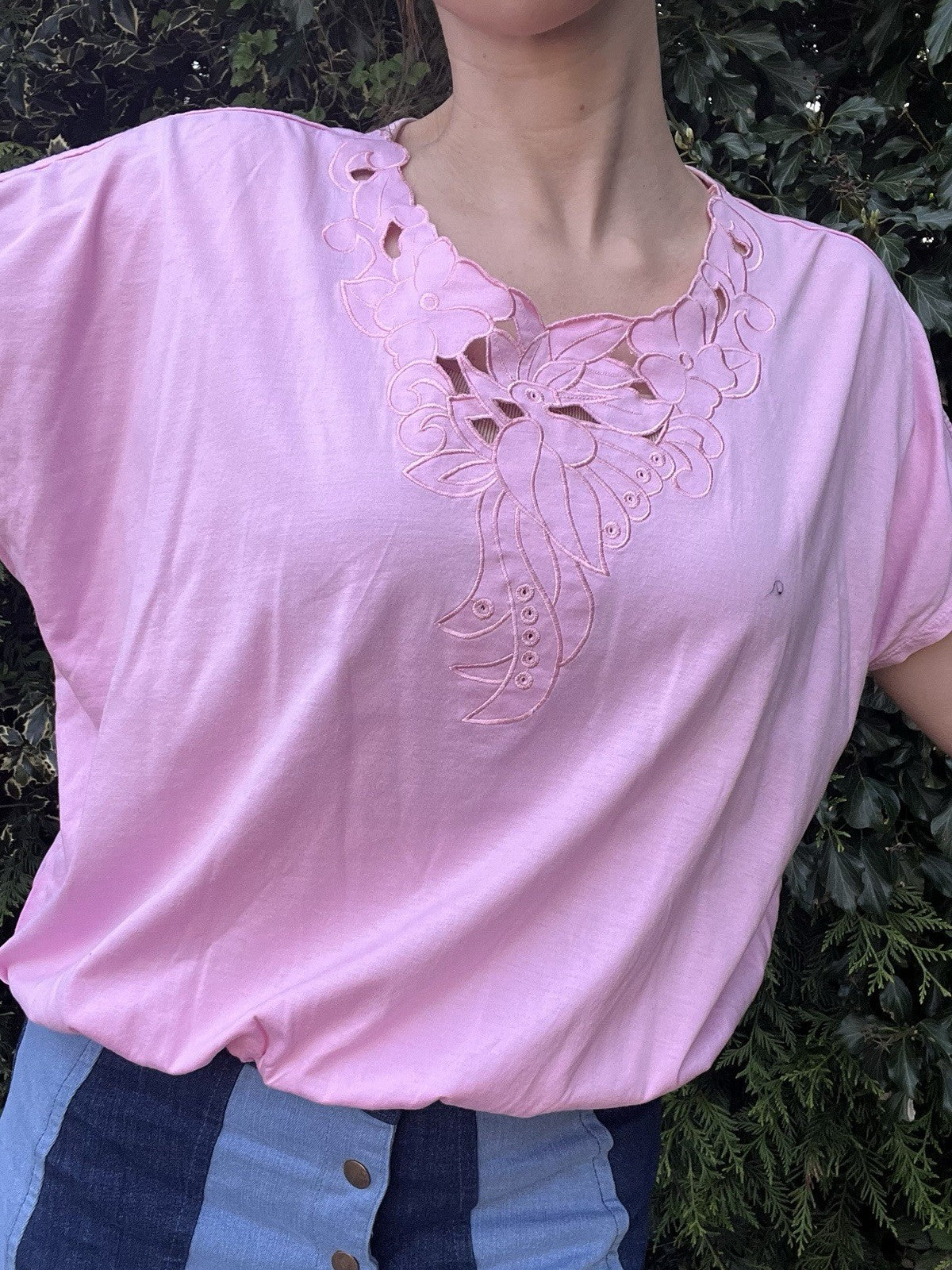 Vintage 1980s Batwing T-shirt By Golden Gate Pink Retro Tee Short Sleeve Top 18