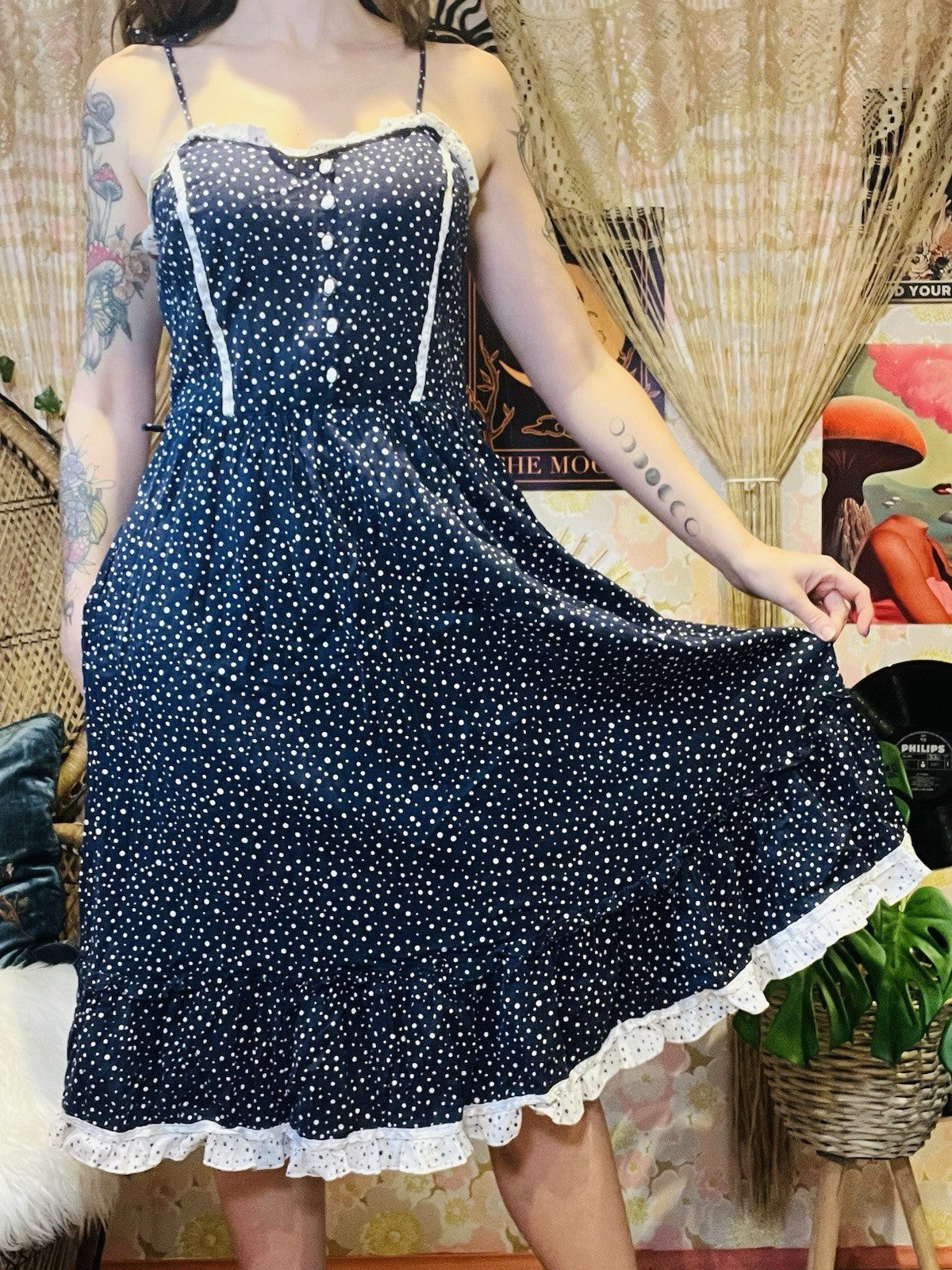 Vintage 1960s Summer Dress Polkadot With Frilly Hem And Pockets Size 12