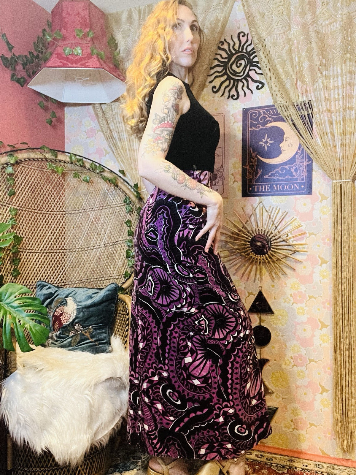 Vintage 1960s Psychedelic Dress Retro Long Maxi Velvet Dress Black Purple 10