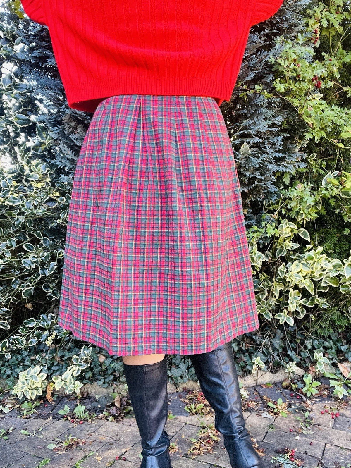 Vintage 1970s Tartan Skirt, Plaid Scottish Style Midi Skirt With Pockets Size 12